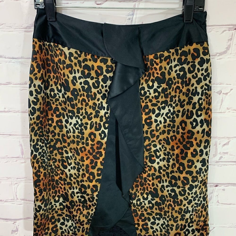 Worthington size 8 animal print skirt‎